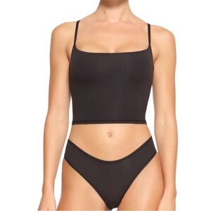 Skims Women's M Fits Everybody Cropped Cami in Onyx Black